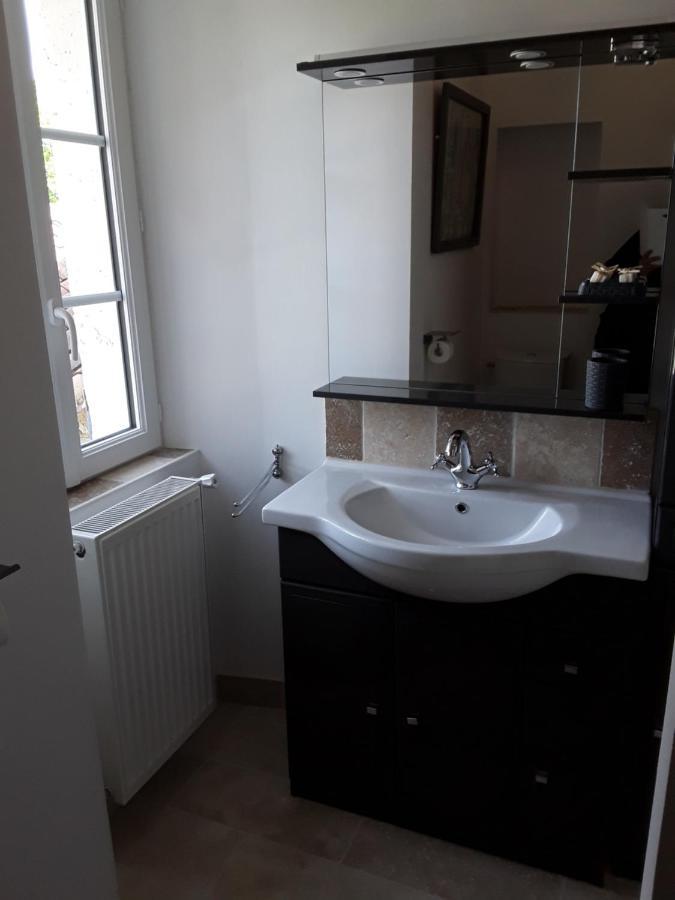 Le Moulin A Vent Bed and Breakfast Bertric-Burée Εξωτερικό φωτογραφία