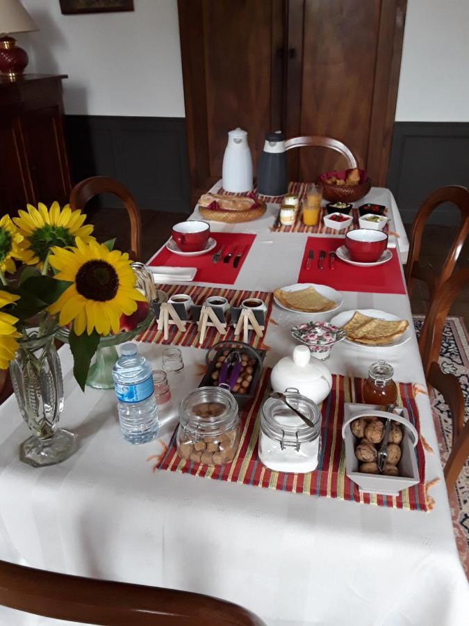 Le Moulin A Vent Bed and Breakfast Bertric-Burée Εξωτερικό φωτογραφία